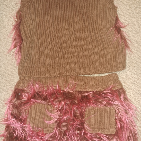 Toddler Girls Sweater Vest Set 2t - Picture 2 of 3